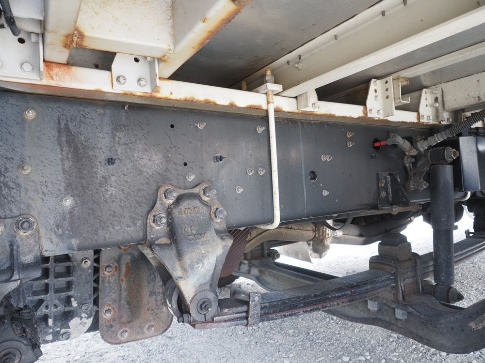 いすゞ ギガ ウイング車 大型 QKG-CYJ77B 年式 H28[写真42]