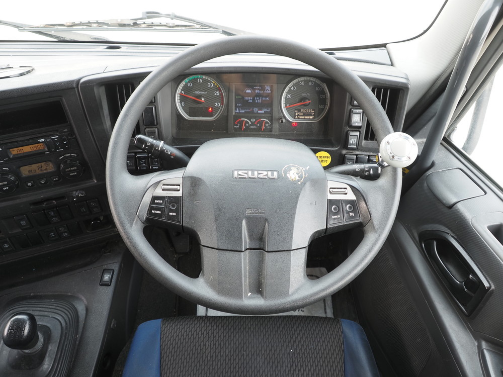 いすゞ ギガ ウイング車 大型 QKG-CYJ77B 年式 H28[写真31]