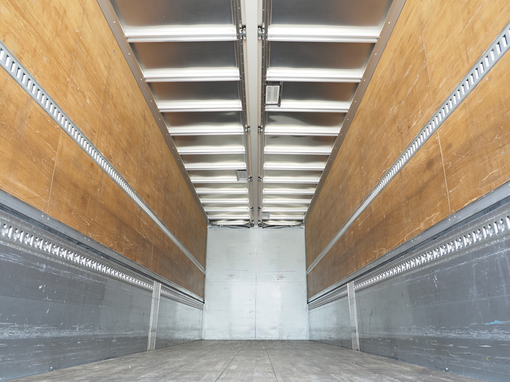 いすゞ ギガ ウイング車 大型 QKG-CYJ77B 年式 H28[写真26]