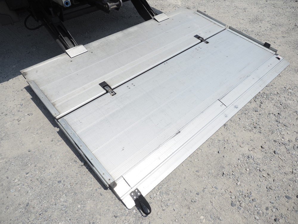 いすゞ フォワード ウイング車 中型 2RG-FRR90T2 年式 R1[写真31]