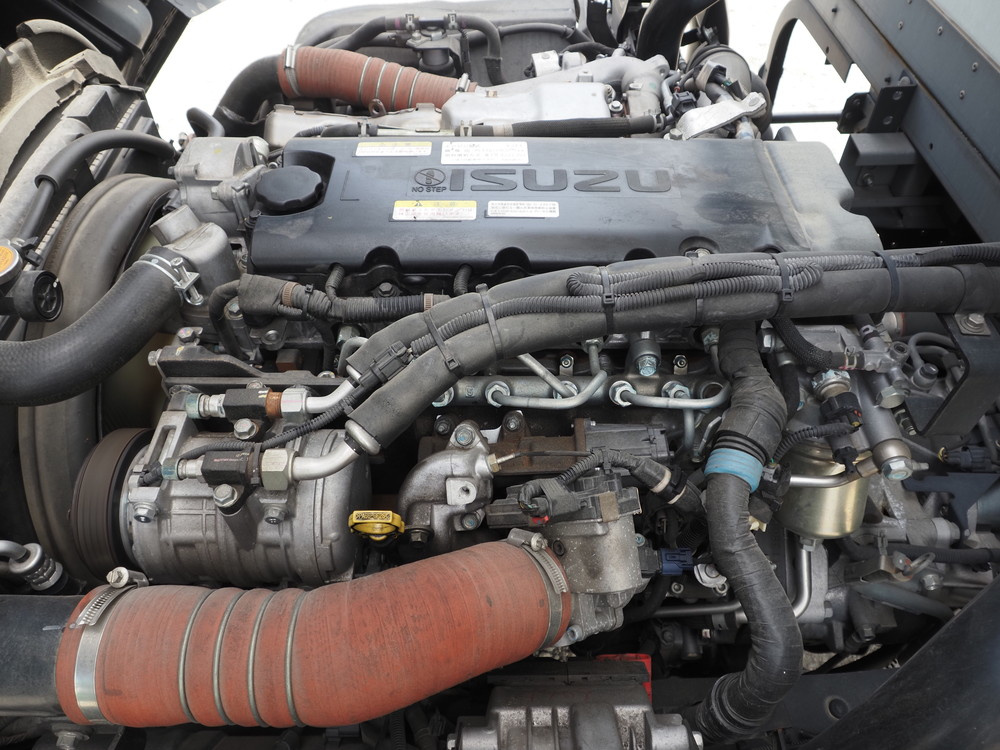 いすゞ エルフ 冷凍バン 小型 2RG-NPR88AN 年式 R2[写真32]