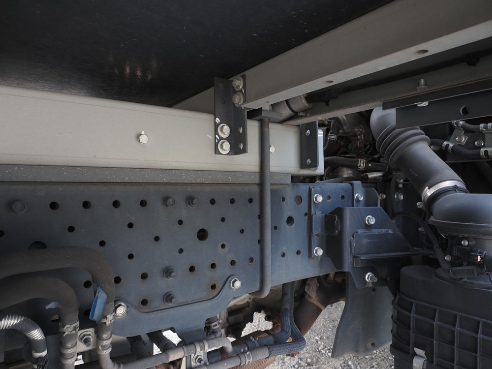 いすゞ エルフ 冷凍バン 小型 2RG-NPR88AN 年式 R2[写真25]