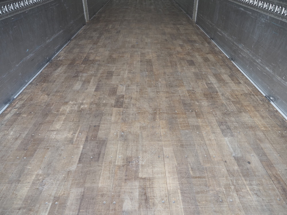 いすゞ ギガ ウイング車 大型 QKG-CYJ77B 年式 H28[写真22]