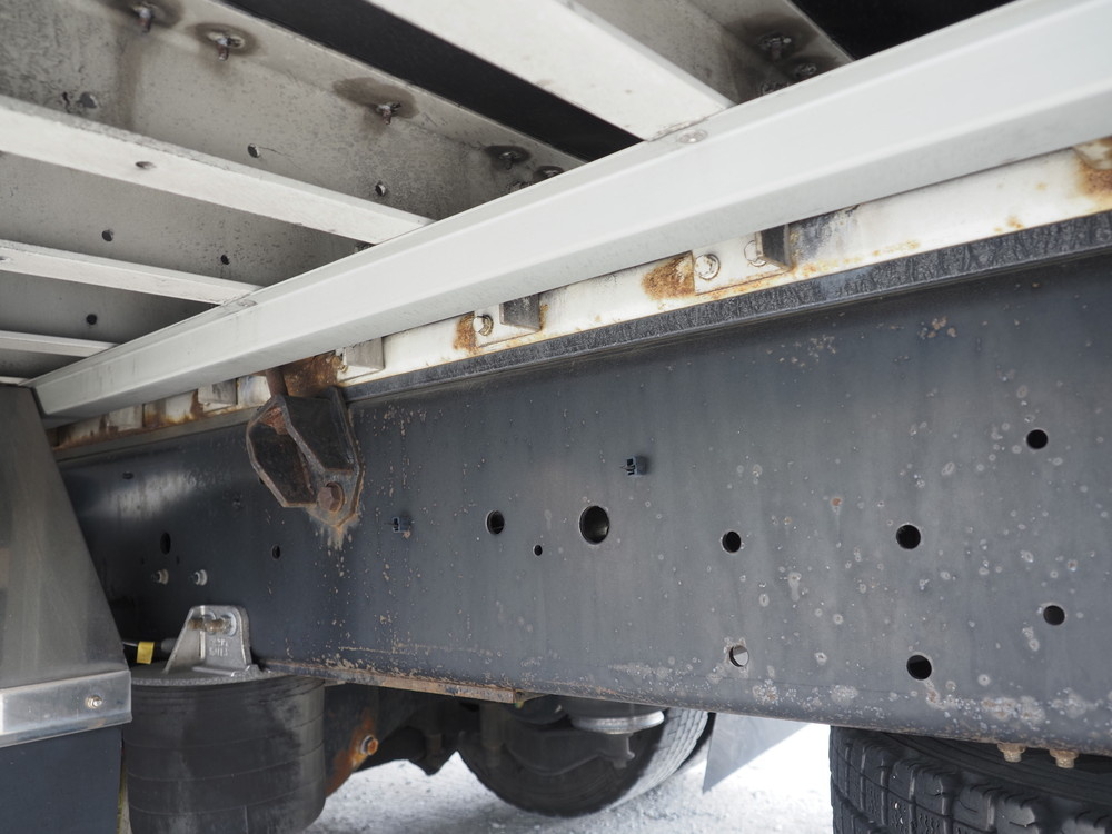 いすゞ ギガ ウイング車 大型 QKG-CYJ77B 年式 H28[写真35]