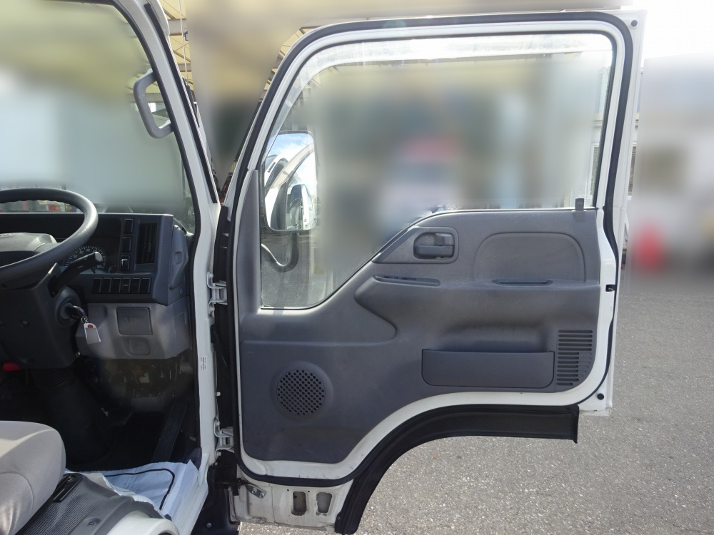 いすゞ エルフ Wキャブ 小型 TRG-NHS85A 年式 H27[写真16]