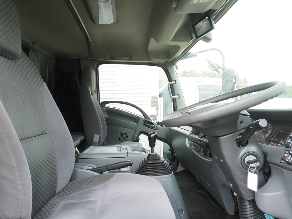 いすゞ フォワード ウイング車 中型 TKG-FRR90T2 年式 H29[写真31]