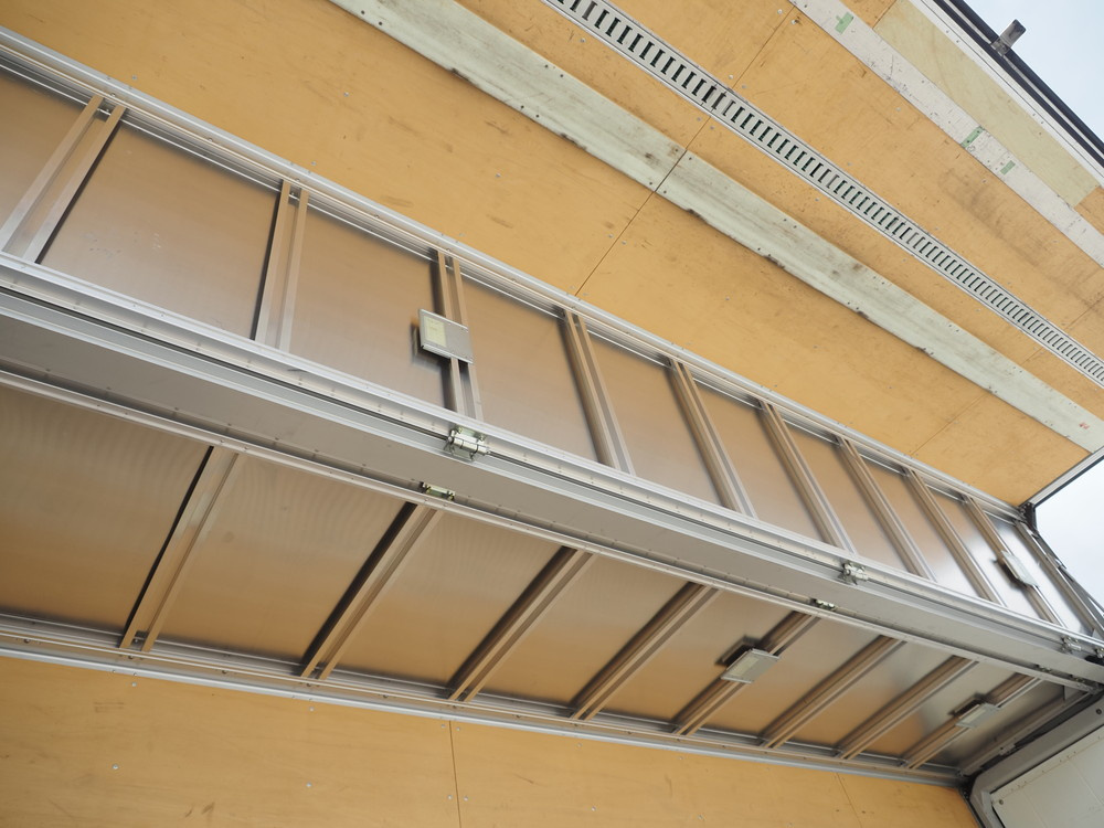 いすゞ フォワード ウイング車 中型 TKG-FRR90T2 年式 H29[写真20]