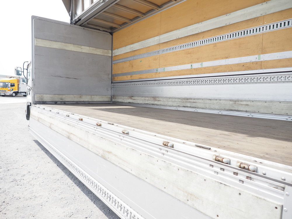 いすゞ フォワード ウイング車 中型 TKG-FRR90T2 年式 H29[写真18]