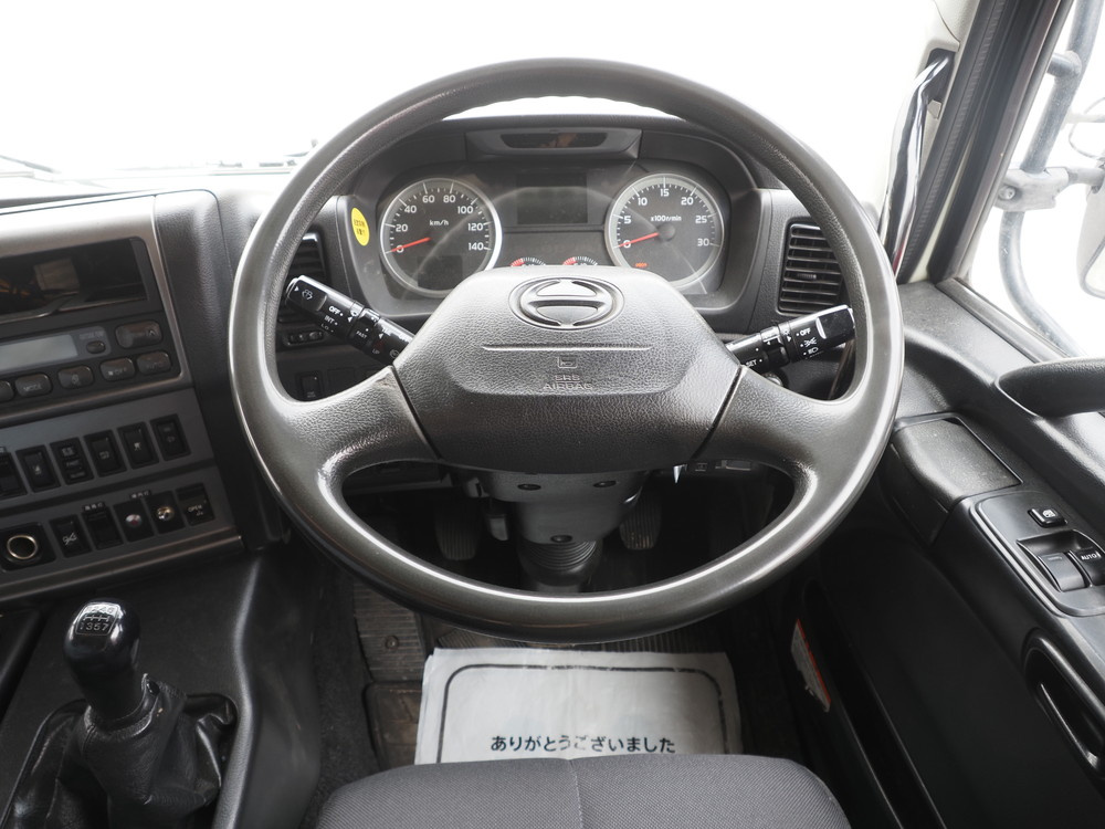 日野 プロフィア 冷凍バン 大型 QPG-FW1EZEJ 年式 H28[写真24]