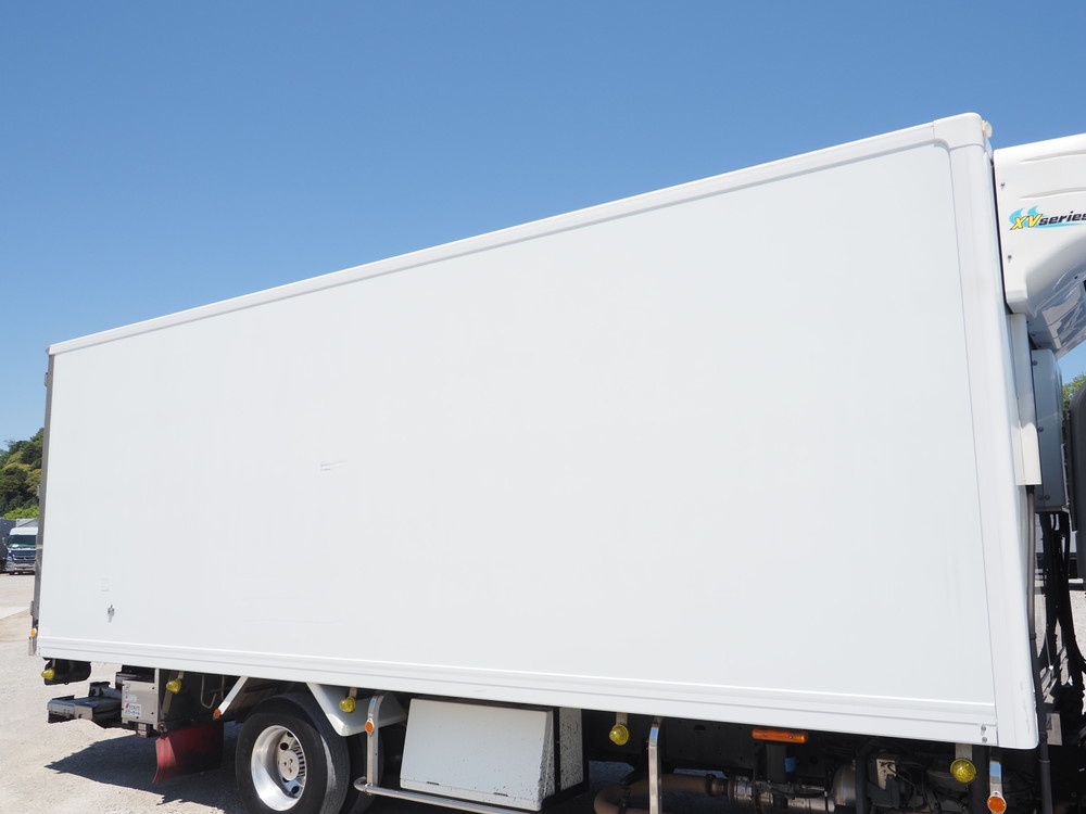 日野 レンジャープロ 冷凍バン 中型 TKG-FC9JKAG 年式 H25[写真10]