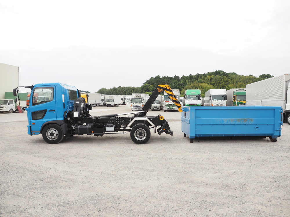 日野 レンジャープロ アームロール 中型 2KG-FC2ABA 年式 H30[写真13]