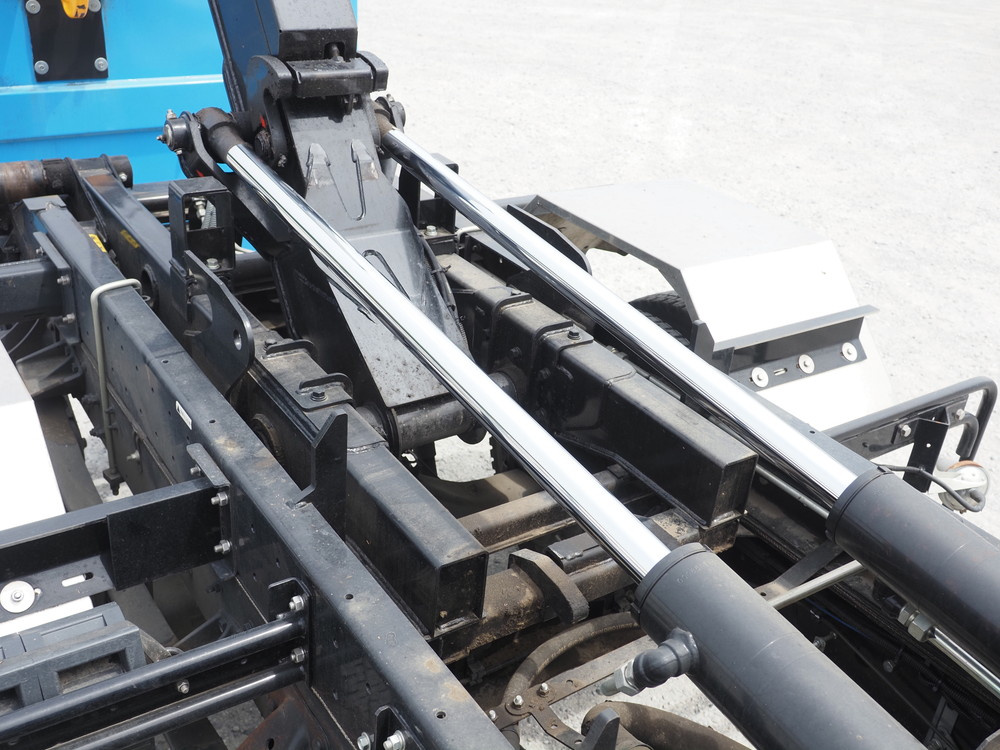 日野 レンジャープロ アームロール 中型 2KG-FC2ABA 年式 H30[写真15]