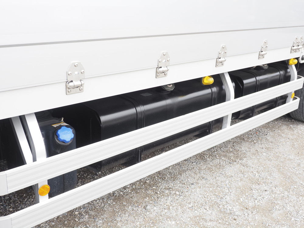 日野 プロフィア ウイング車 大型 2DG-FW1AHG 年式 R2[写真18]