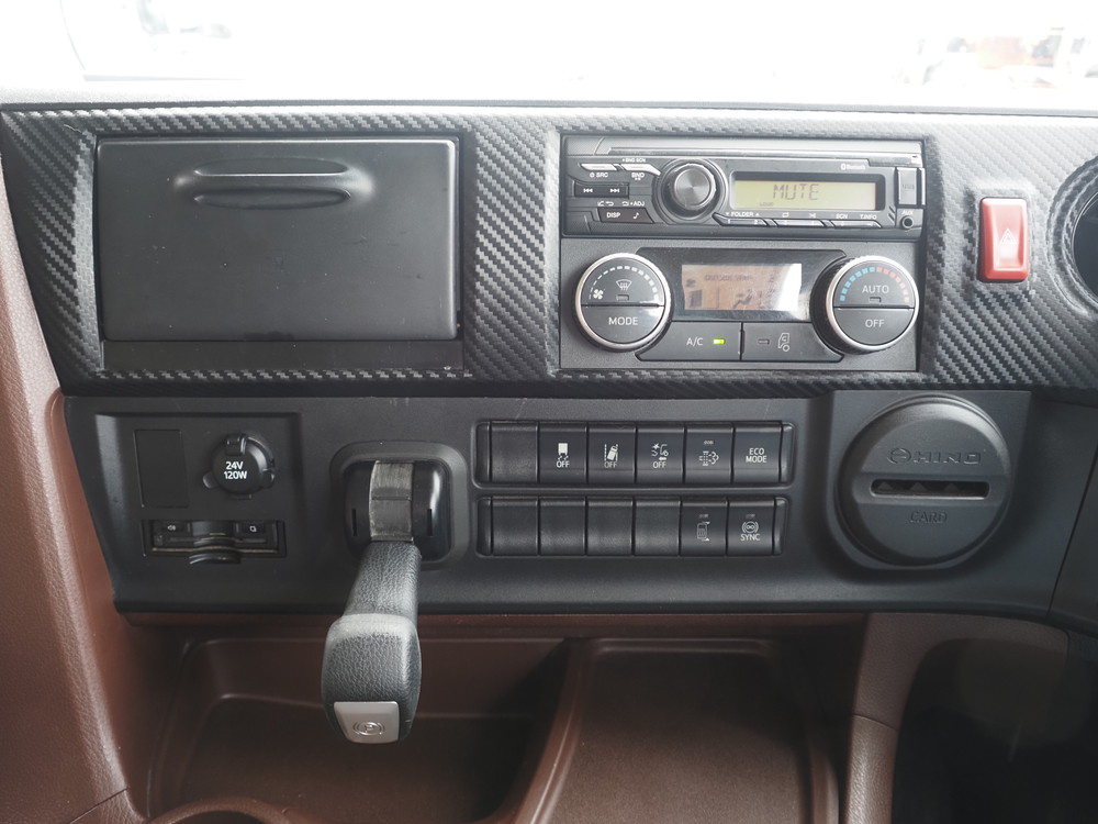 日野 プロフィア ウイング車 大型 2DG-FW1AHG 年式 R2[写真37]