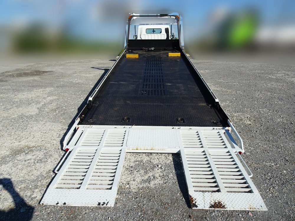 三菱ふそう キャンター 特殊車両 小型 2PG-FEB80 年式 R2[写真07]