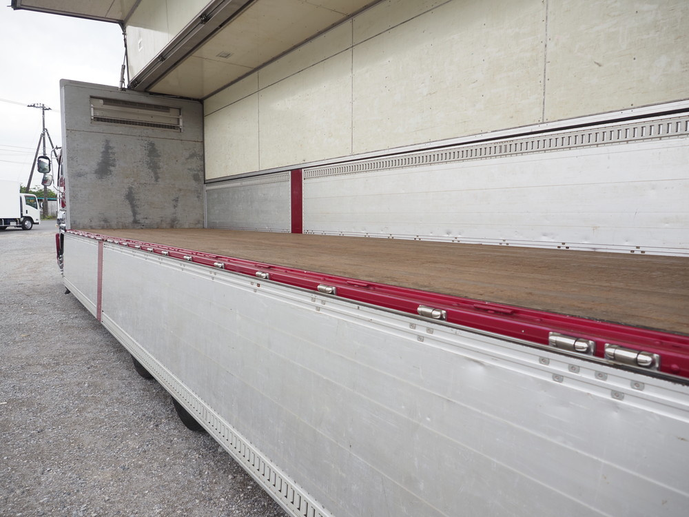 いすゞ ギガ 冷凍ウイング 大型 QKG-CYL77A 年式 H24[写真21]