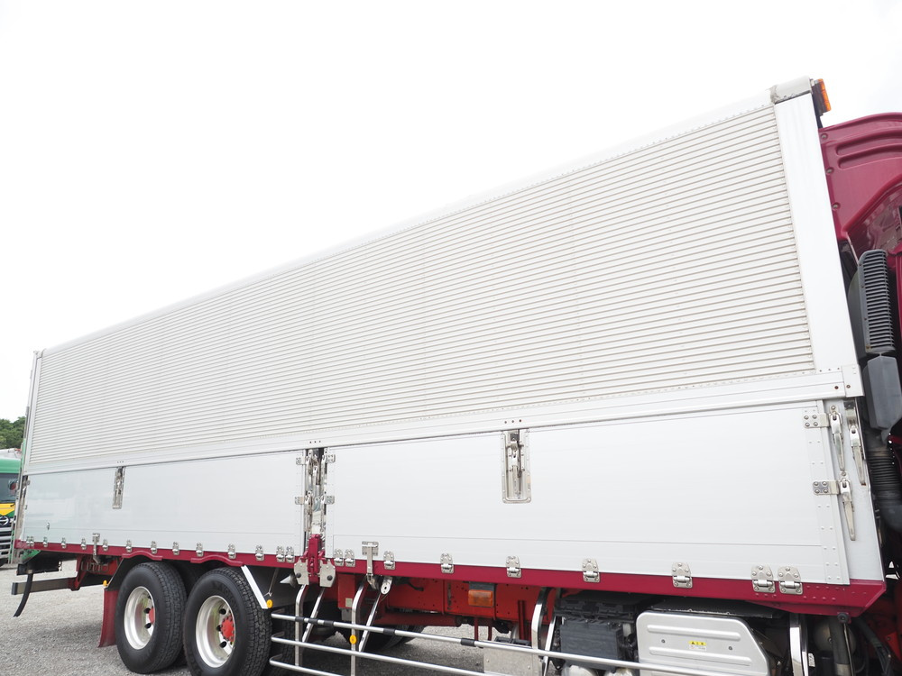 いすゞ ギガ 冷凍ウイング 大型 QKG-CYL77A 年式 H24[写真12]