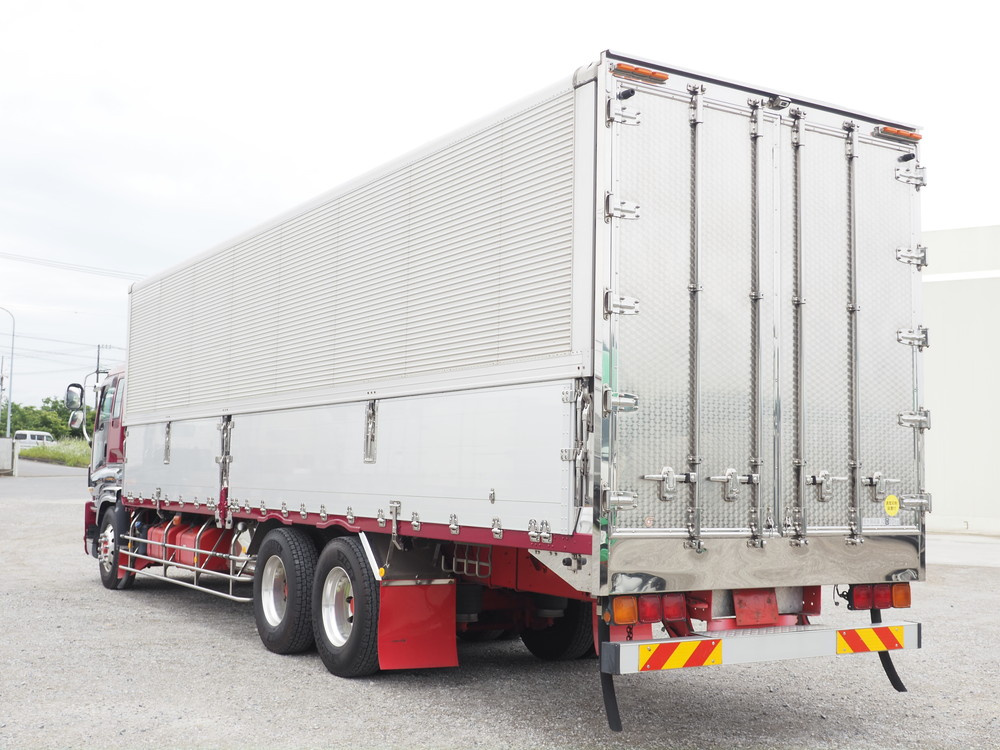 いすゞ ギガ 冷凍ウイング 大型 QKG-CYL77A 年式 H24[写真08]