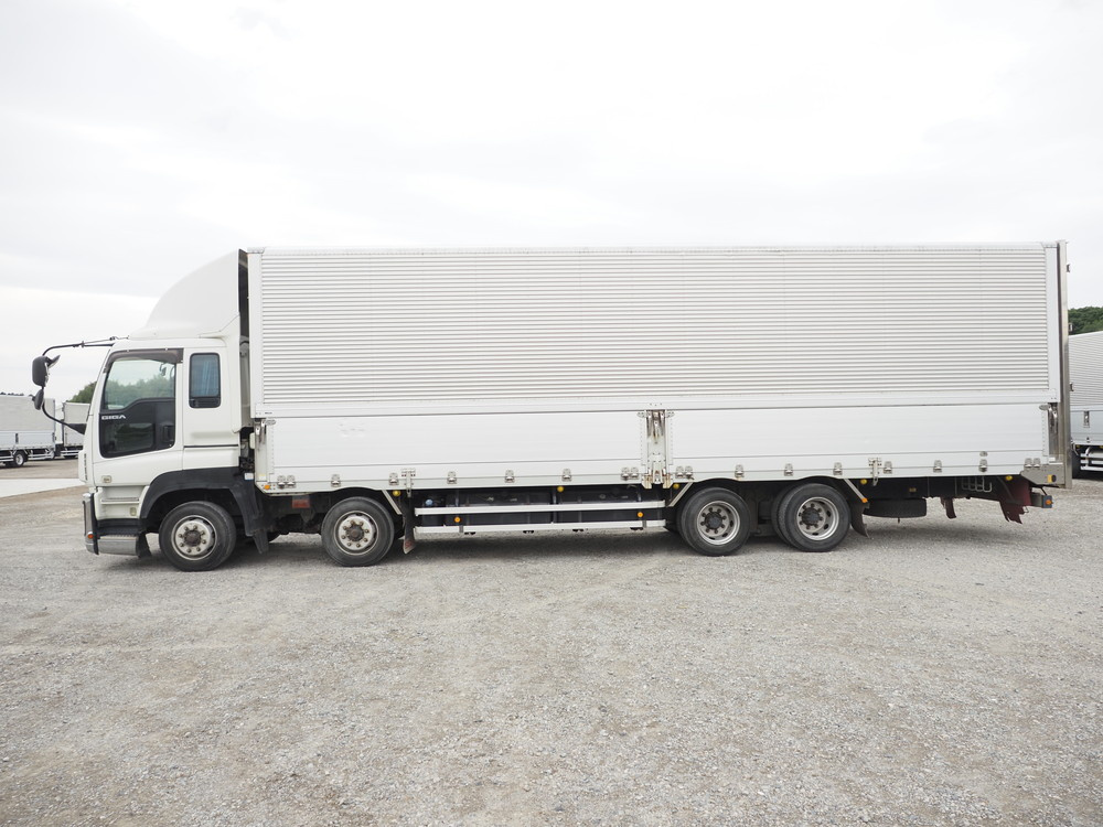 いすゞ ギガ ウイング車 大型 QKG-CYJ77A 年式 H27[写真09]