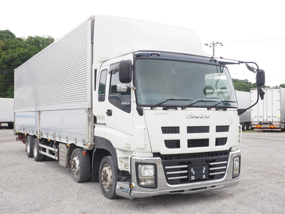 いすゞ ギガ ウイング車 大型 QKG-CYJ77A 年式 H27[写真04]