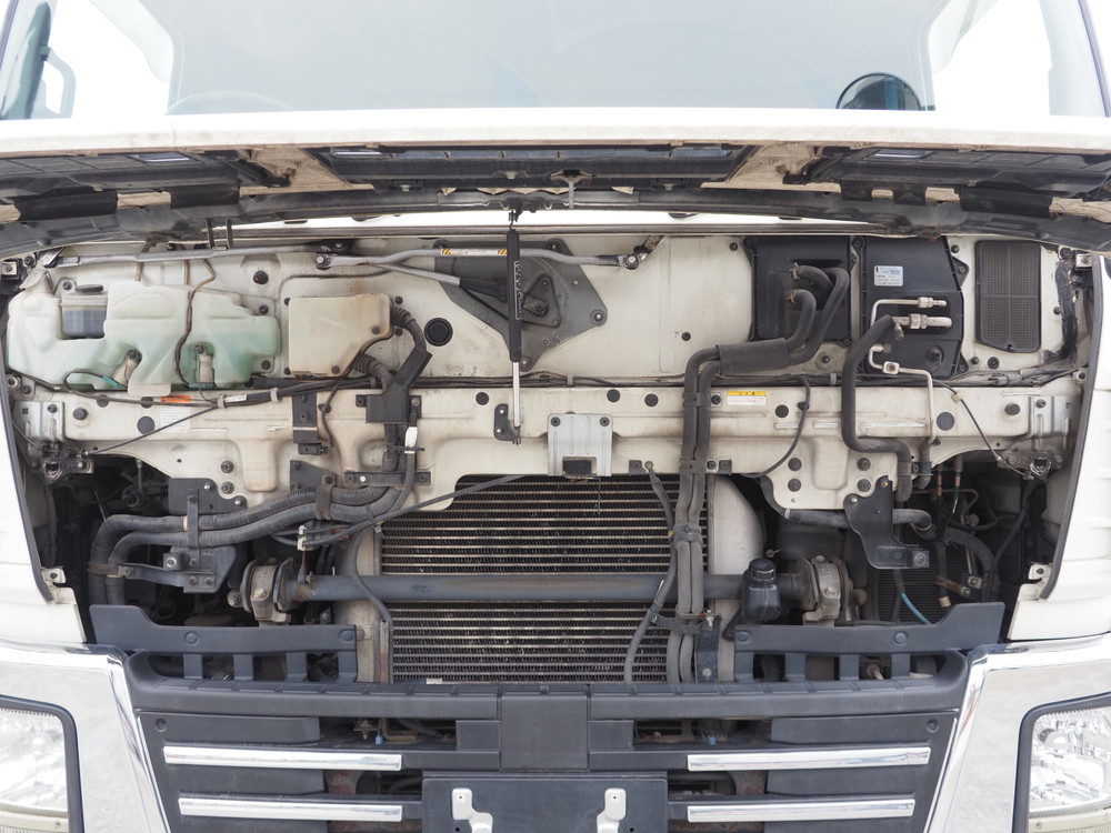 いすゞ ギガ ウイング車 大型 QKG-CYJ77A 年式 H27[写真34]