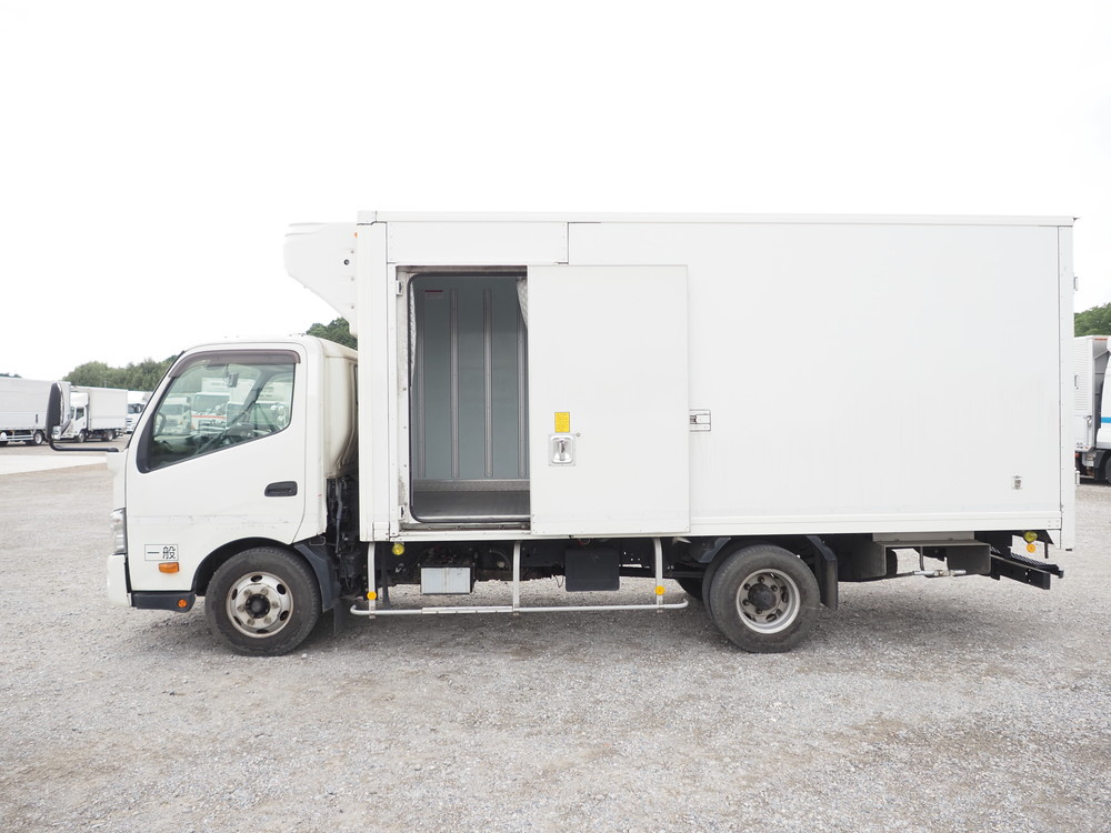 日野 デュトロ 冷凍バン 小型 TKG-XZU712M 年式 R1[写真11]