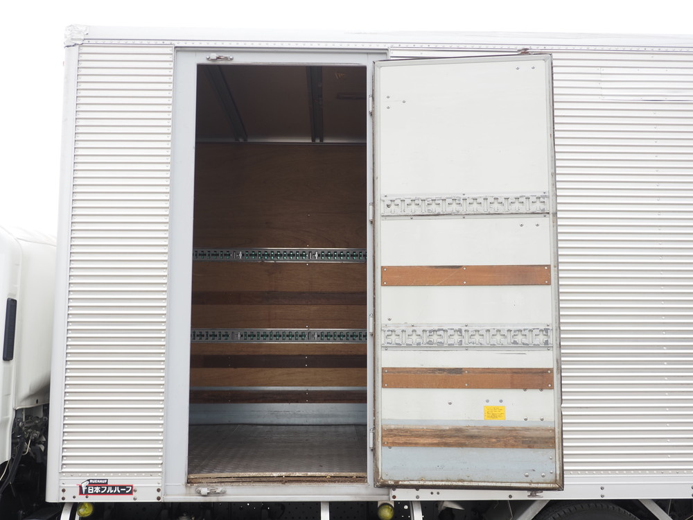 いすゞ エルフ バン車 小型 TPG-NPR85AN 年式 R1[写真11]