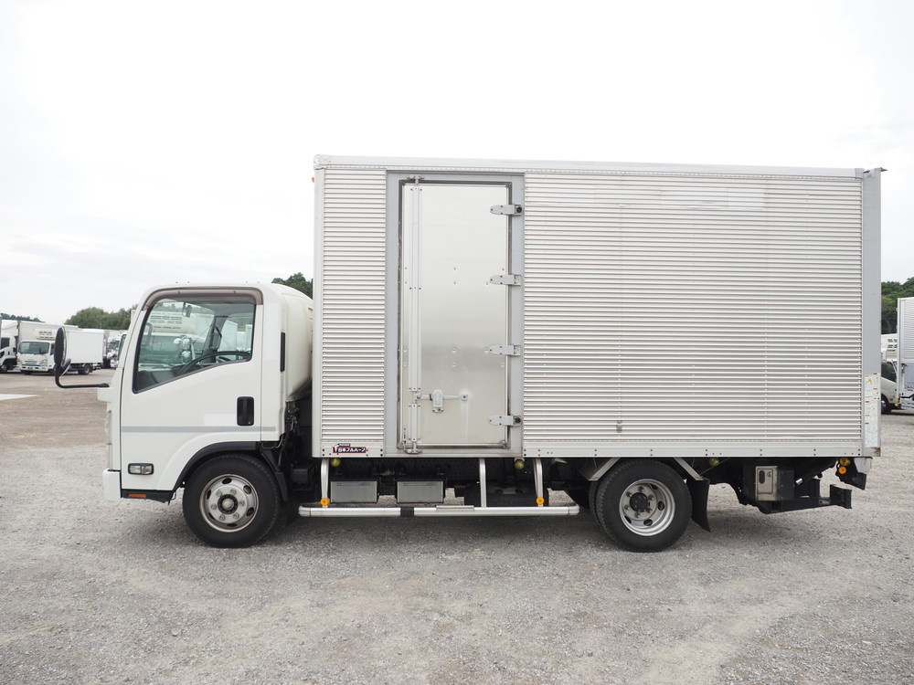 いすゞ エルフ バン車 小型 TPG-NPR85AN 年式 R1[写真09]