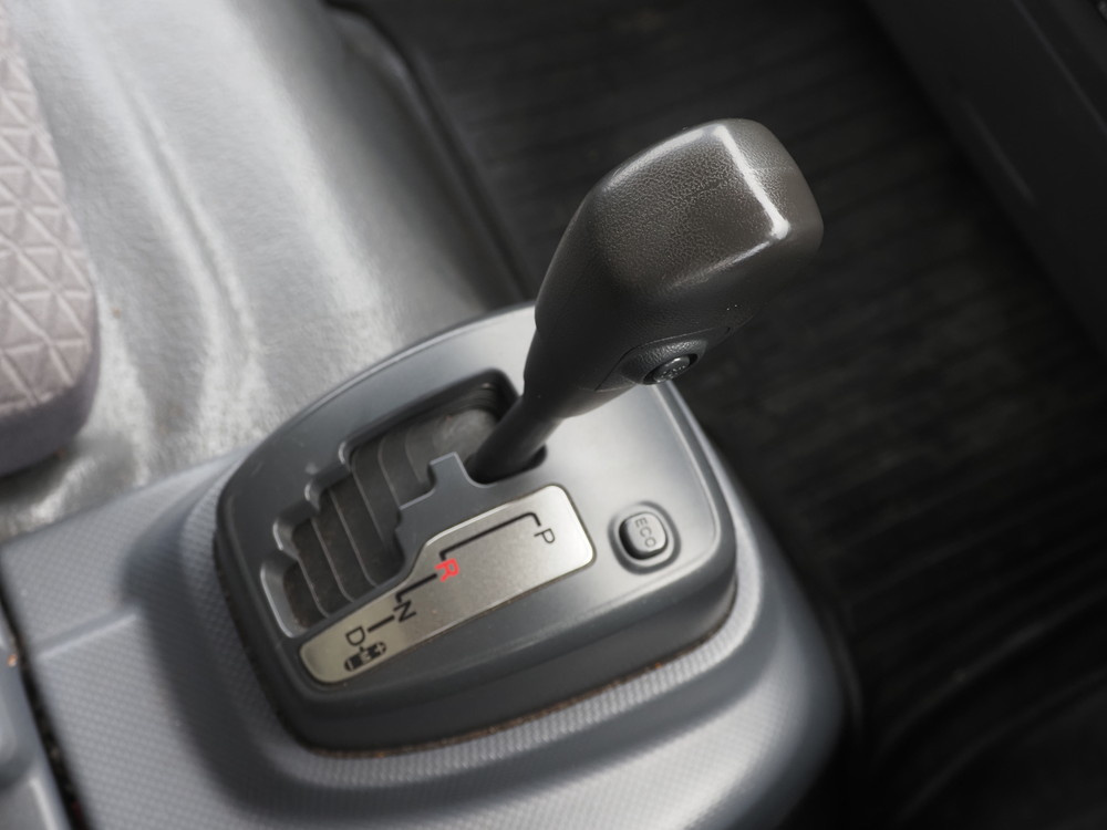 いすゞ エルフ バン車 小型 TPG-NPR85AN 年式 R1[写真21]