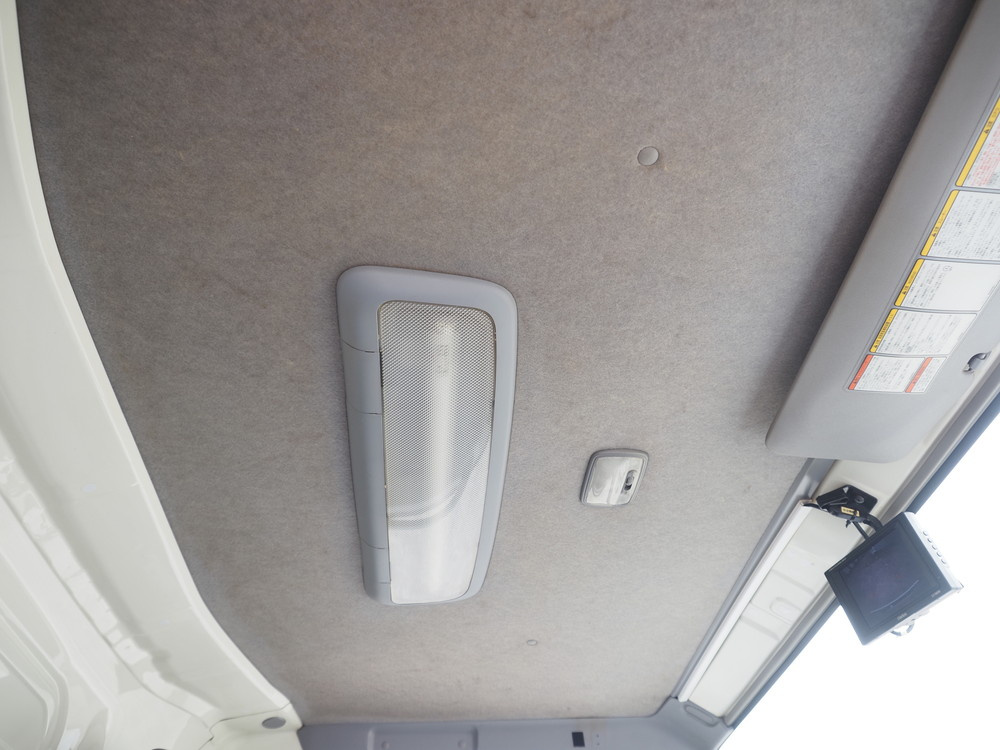 いすゞ エルフ バン車 小型 TPG-NPR85AN 年式 R1[写真23]