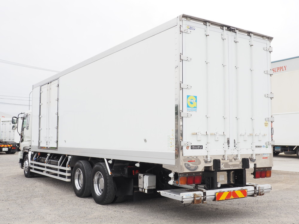 いすゞ ギガ 冷凍バン 大型 QKG-CYL77A 年式 H25[写真06]