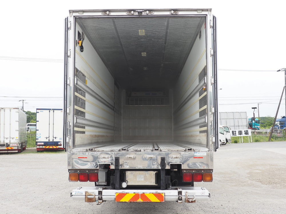 いすゞ ギガ 冷凍バン 大型 QKG-CYL77A 年式 H25[写真17]