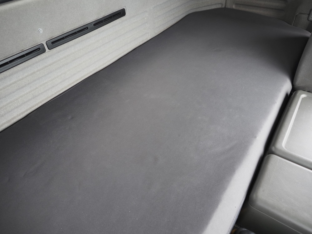 いすゞ ギガ 冷凍バン 大型 QKG-CYL77A 年式 H25[写真34]