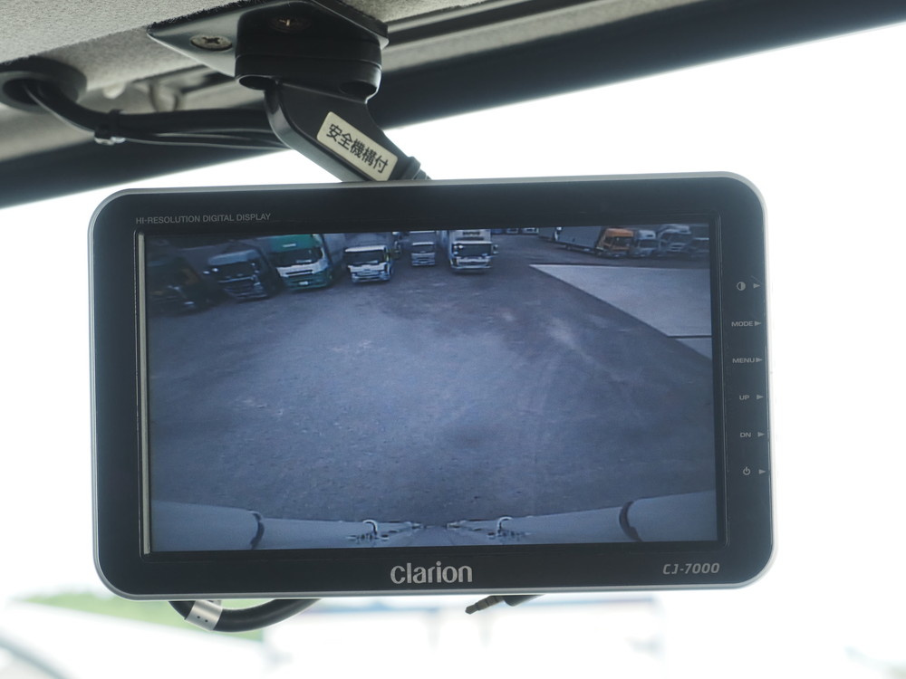 いすゞ ギガ 冷凍バン 大型 QKG-CYL77A 年式 H25[写真32]