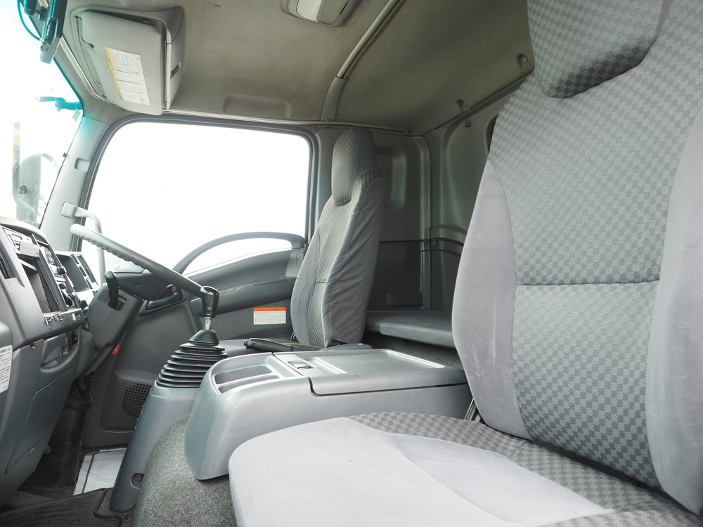 いすゞ フォワード 冷凍バン 中型 SKG-FRR90T2 年式 H24[写真28]