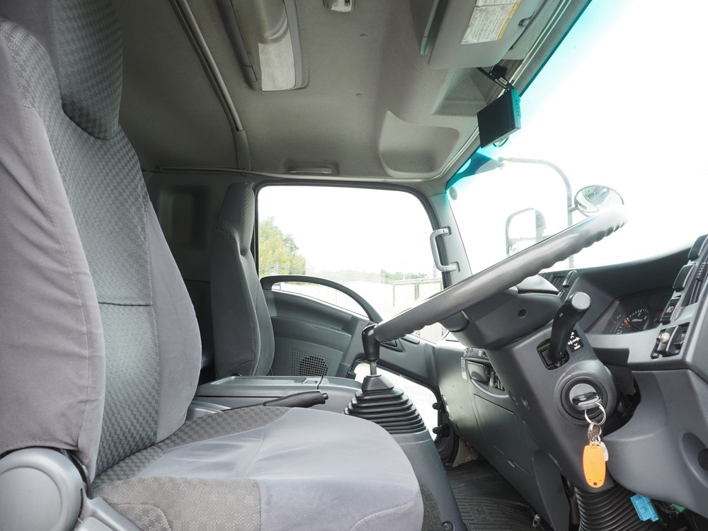 いすゞ フォワード 冷凍バン 中型 SKG-FRR90T2 年式 H24[写真19]