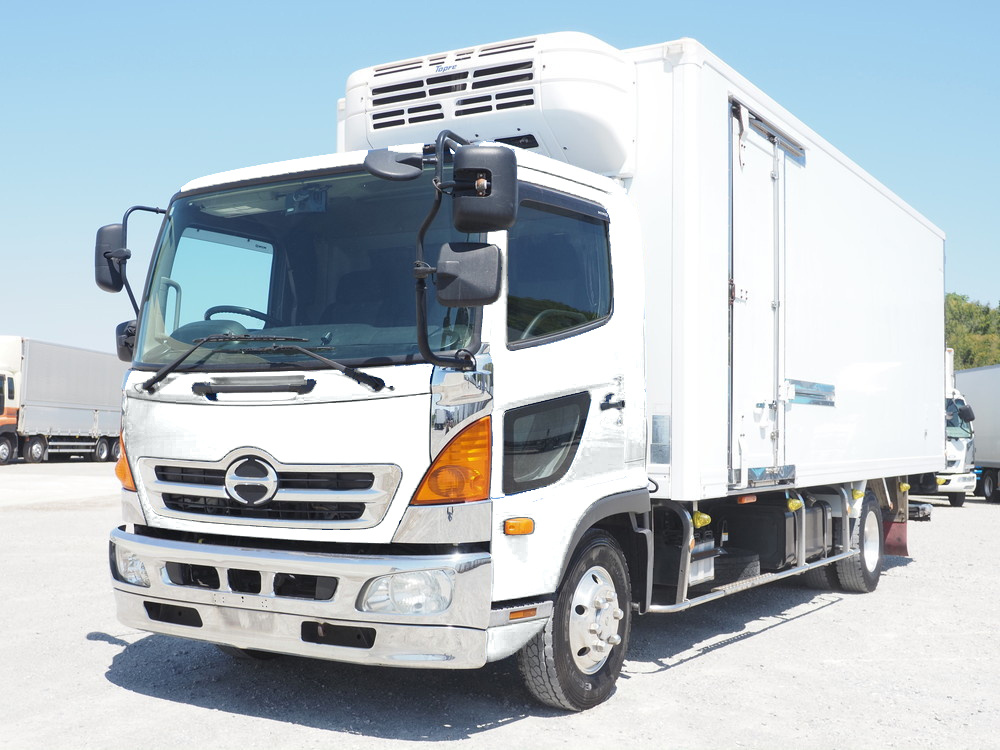 日野 レンジャープロ 冷凍バン 中型 TKG-FC9JKAG 年式 H25[写真01]