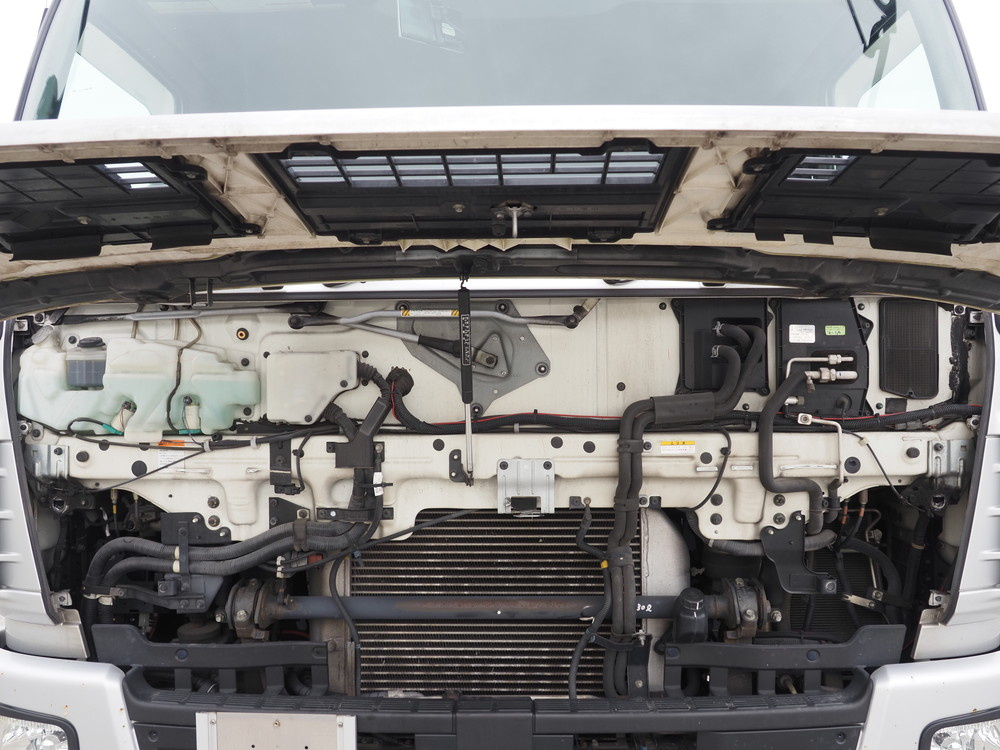 いすゞ ギガ ウイング車 大型 QKG-CYJ77A 年式 H28[写真43]