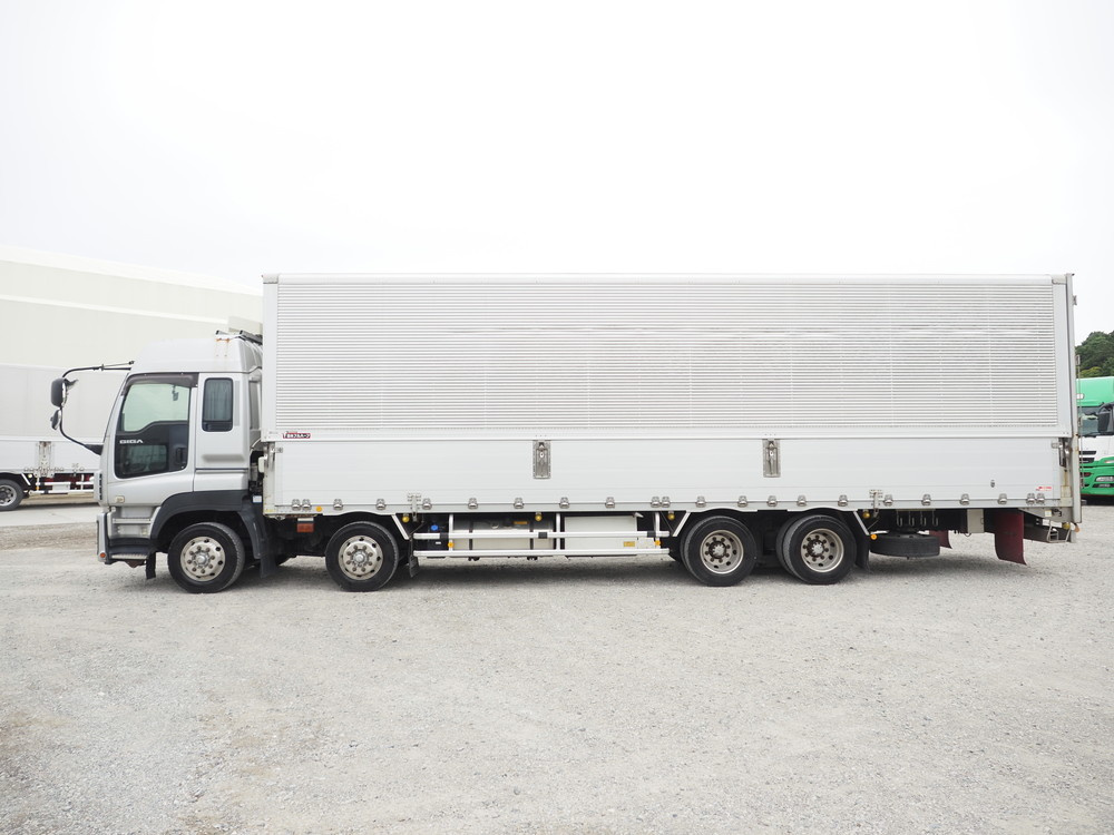 いすゞ ギガ ウイング車 大型 QKG-CYJ77A 年式 H28[写真11]