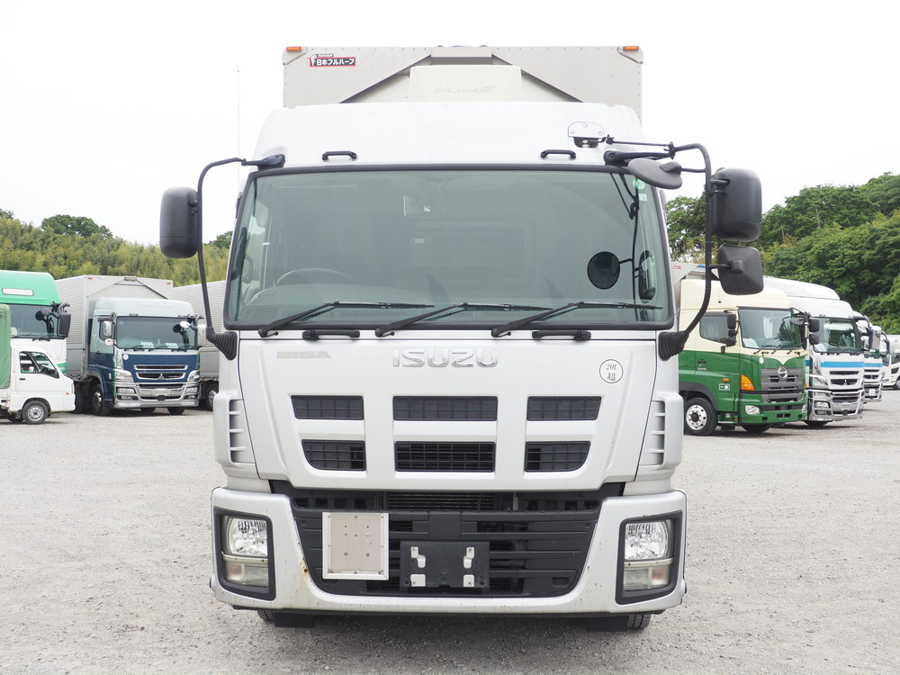 いすゞ ギガ ウイング車 大型 QKG-CYJ77A 年式 H28[写真03]