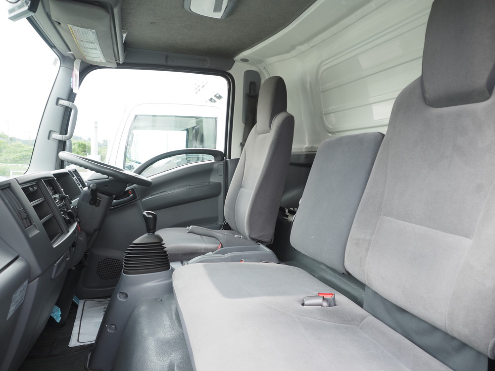 いすゞ エルフ ウイング車 小型 TKG-NPR85AN 年式 H24[写真37]