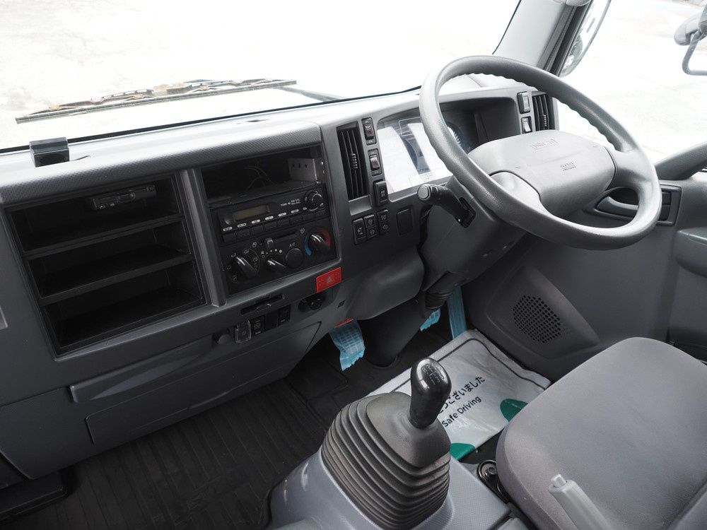 いすゞ エルフ ウイング車 小型 TKG-NPR85AN 年式 H24[写真32]