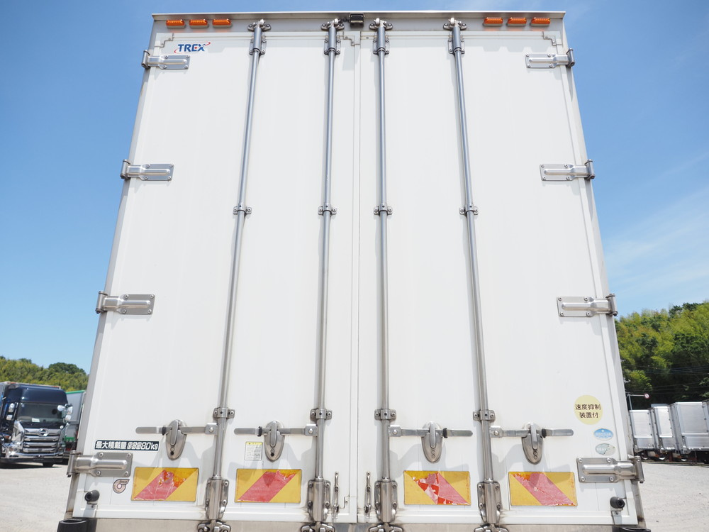 いすゞ ギガ ウイング車 大型 QKG-CYJ77A 年式 H26[写真12]