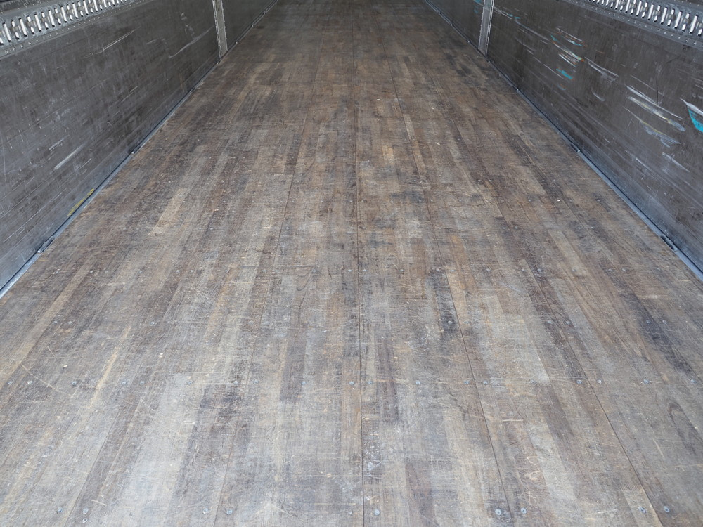 いすゞ ギガ ウイング車 大型 QKG-CYJ77A 年式 H26[写真35]