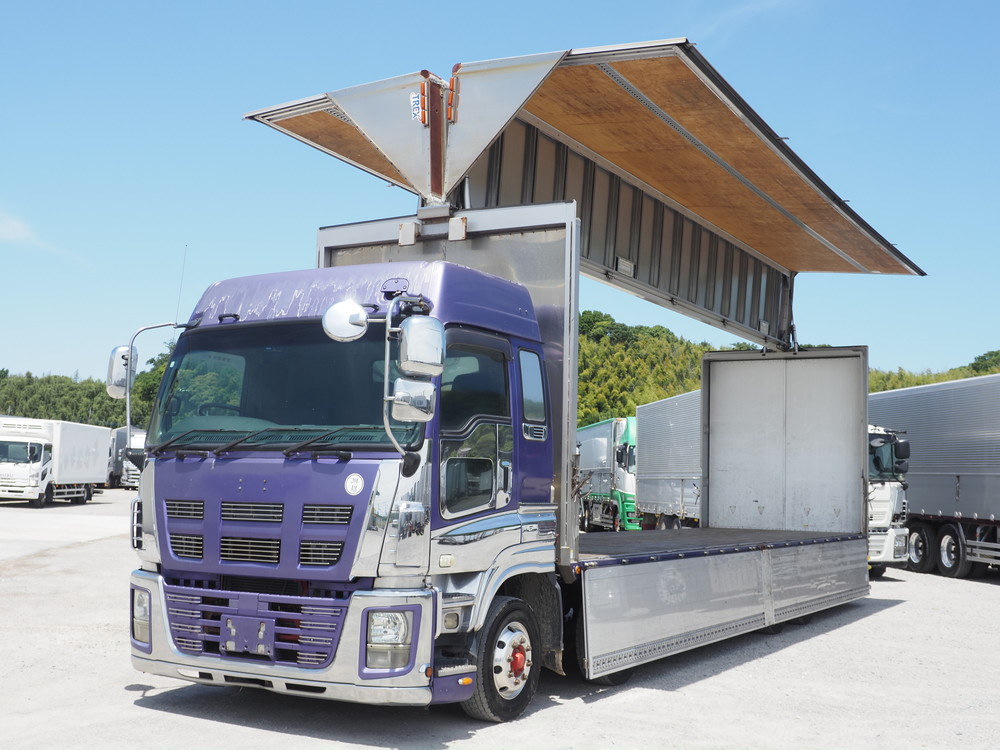 いすゞ ギガ ウイング車 大型 QKG-CYJ77A 年式 H26[写真03]