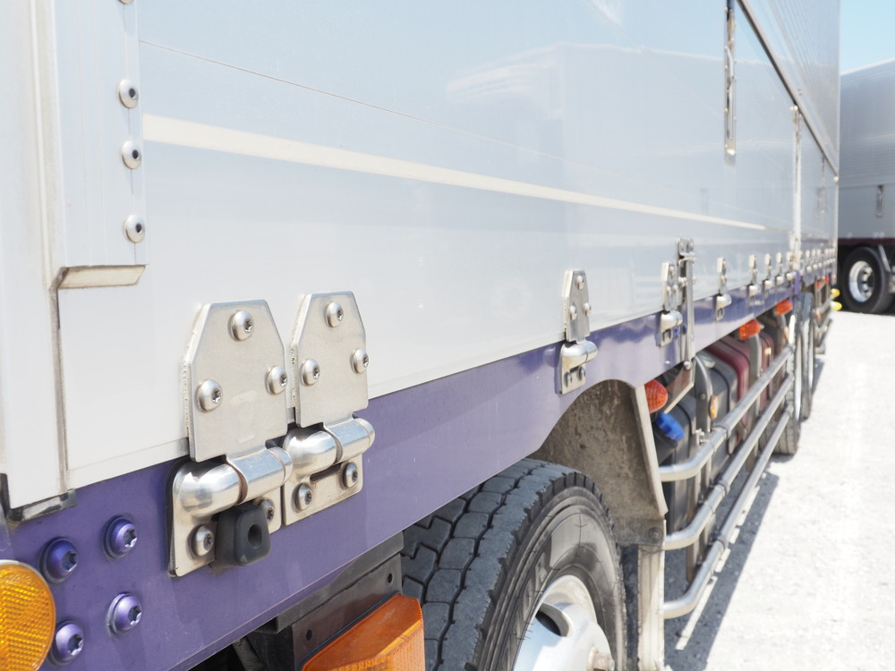 いすゞ ギガ ウイング車 大型 QKG-CYJ77A 年式 H26[写真11]