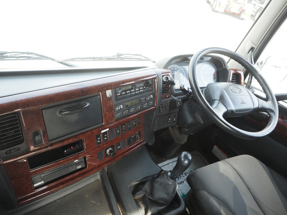 日野 グランドプロフィア トラクタ 大型 QPG-SH1EDDG 年式 H26[写真22]