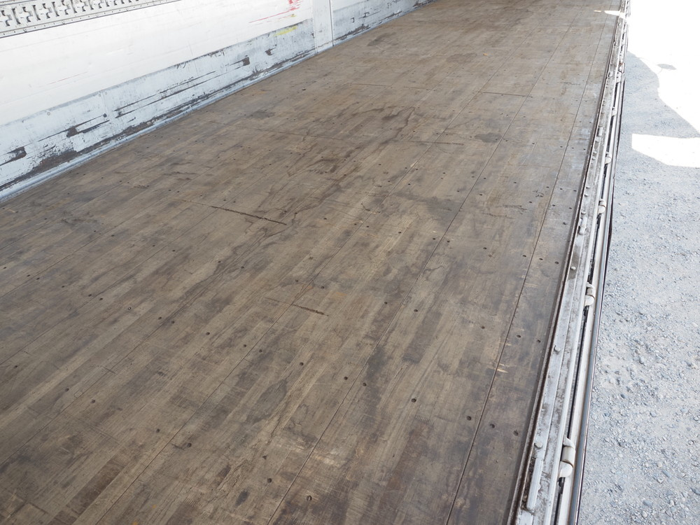 いすゞ ギガ ウイング車 大型 QKG-CYJ77A 年式 H26[写真22]