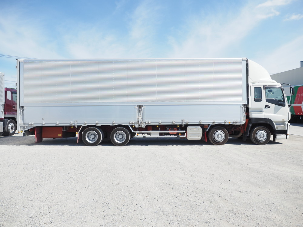 いすゞ ギガ ウイング車 大型 QKG-CYJ77A 年式 H26[写真08]