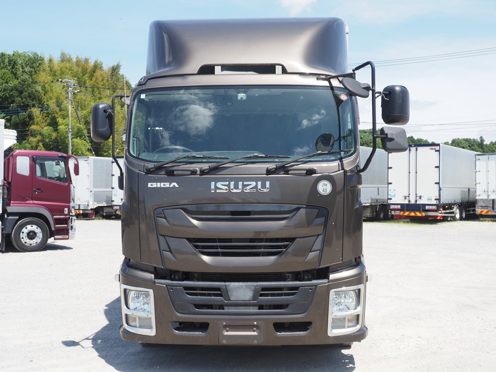 いすゞ ギガ ウイング車 大型 QPG-CYJ77B 年式 H28[写真03]